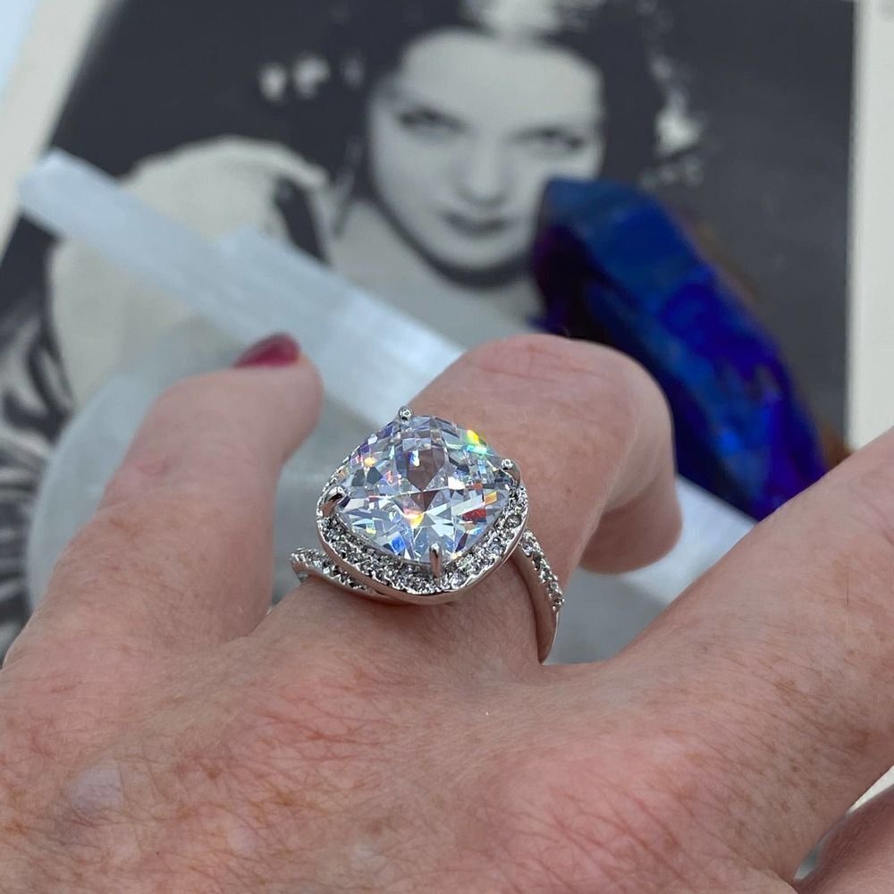 Rhodium Brass High Grade Cubic Zirconia Ring Sizes 9 & 10 - Picture 1 of 8